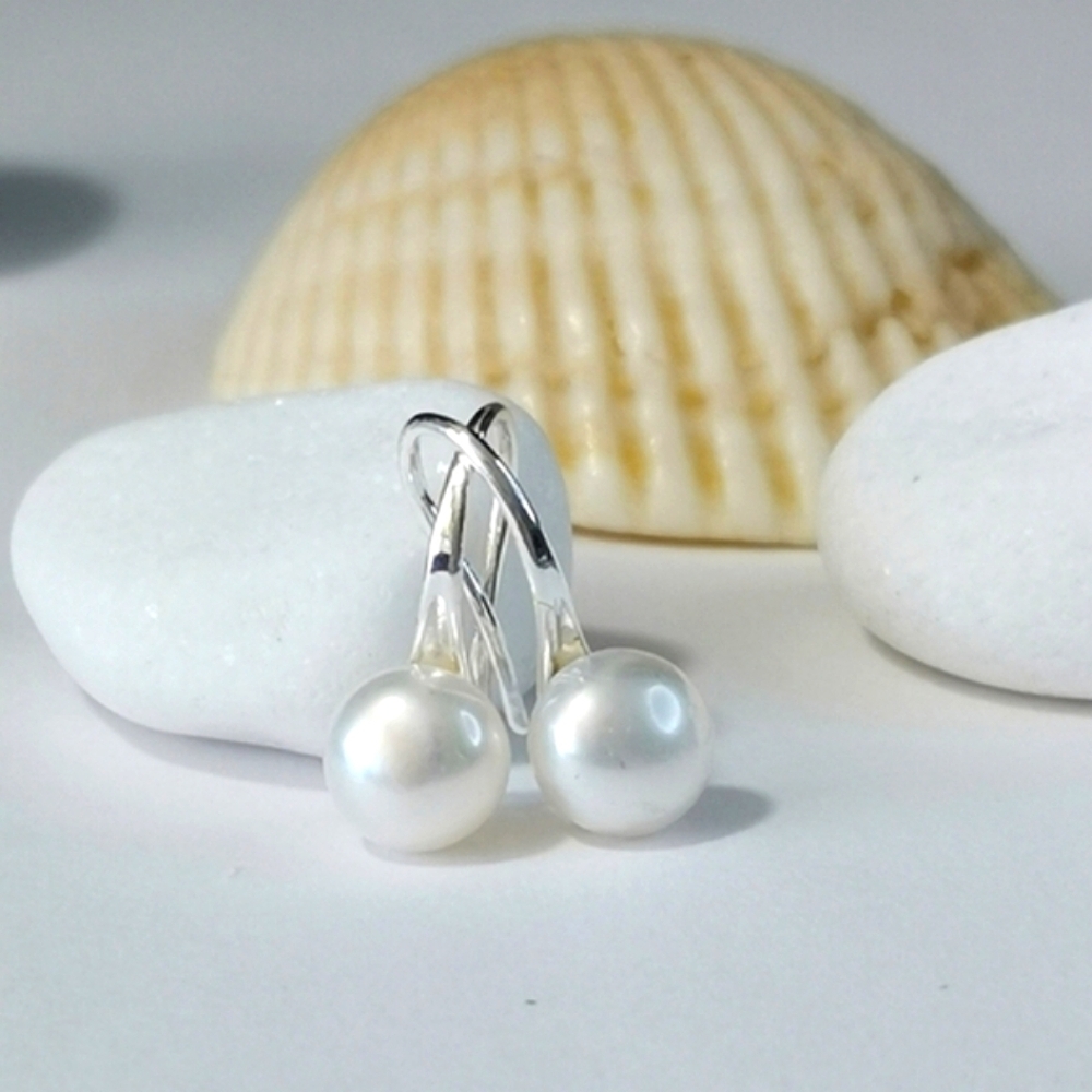 Sterling Silver White Freshwater Pearl Drop Earrings 🆕